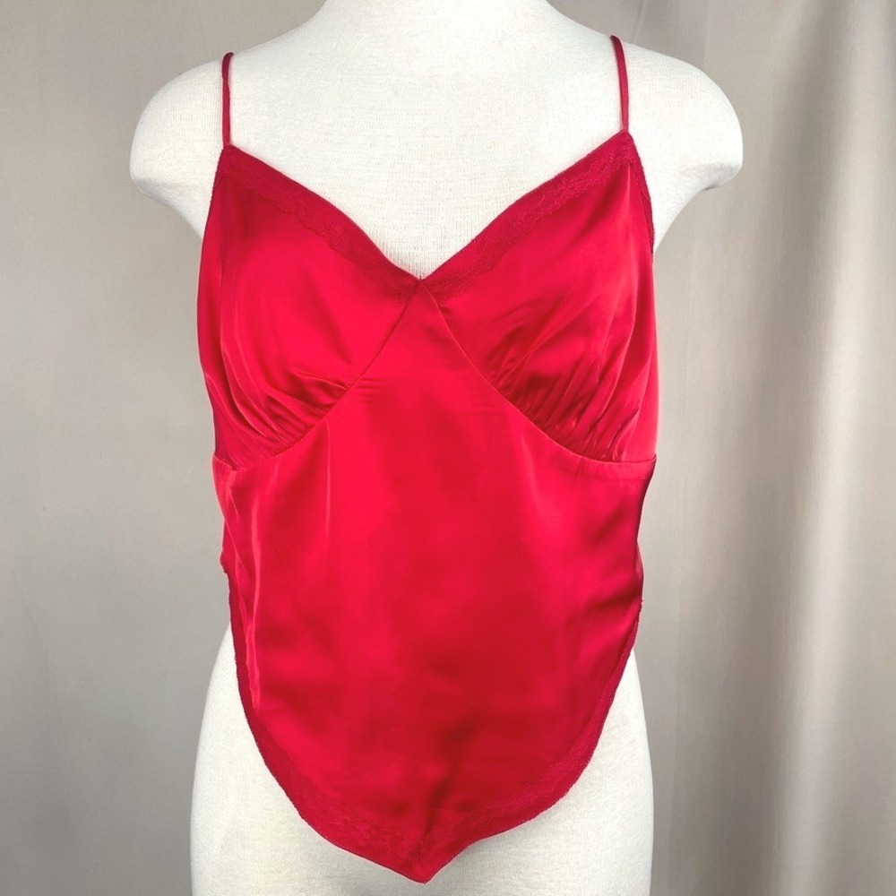Y2K Womens (1XL) Red TALENT Tie Back‎ Satin Halter Top Festival Lace Vamp Plus